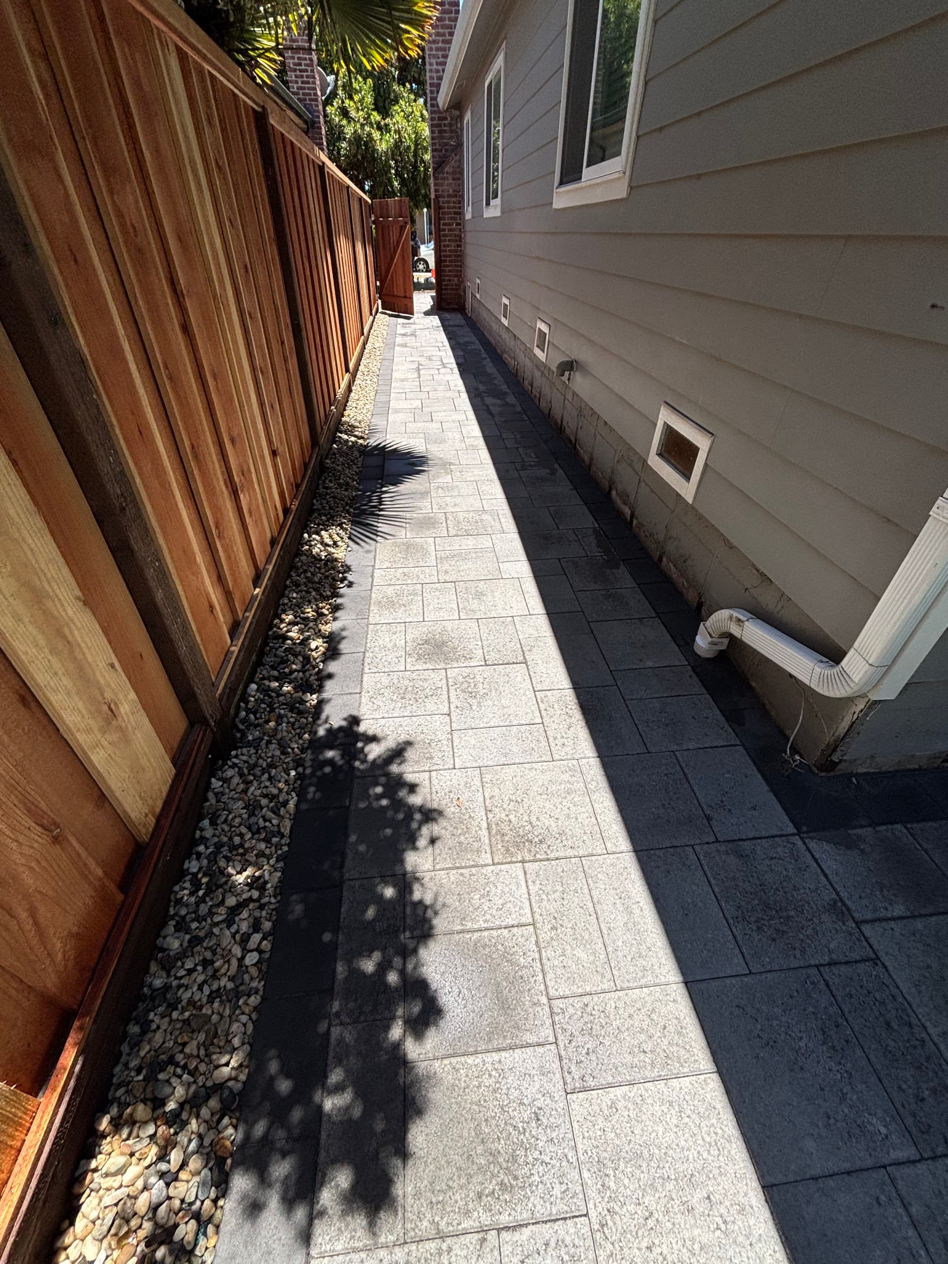 Two-Tone Paver Installation in San Mateo Turns Dead Space Into Something Usable image
